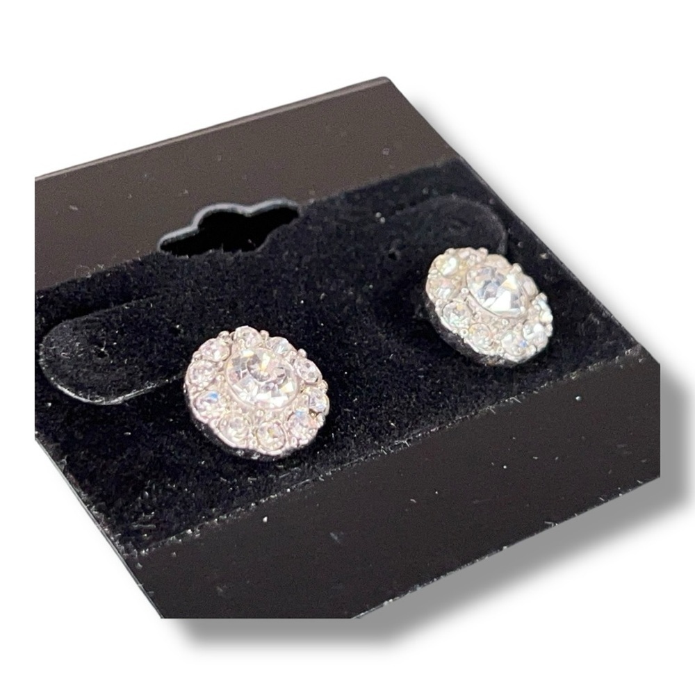 Silver Rhinestone Earrings NWT Classic Elegant Prom Party Wedding Gifts Cocktail